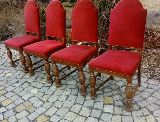 4x Antique Chairs