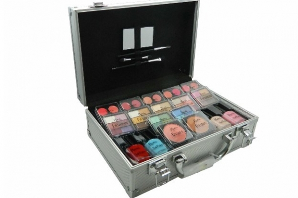 Shop Barry M Makeup Kits Online