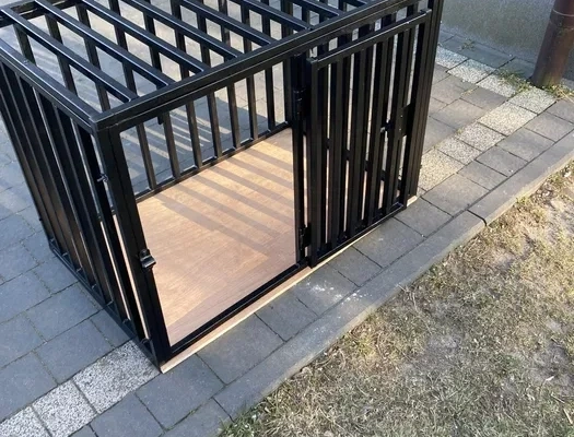 A sturdy dog cage