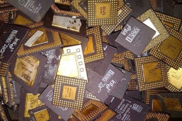 E waste , RAM , MOTHERBOARD / Intel Pentium Pro Ceramic CPU for sale