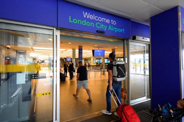 Swindon to Heathrow Airport Taxi