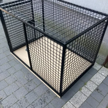 Solid Cage