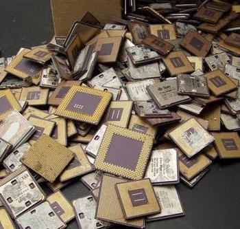 E waste , RAM , MOTHERBOARD / Intel Pentium Pro Ceramic CPU for sale
